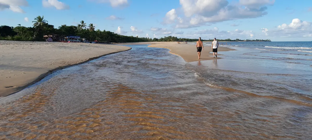 Praia de Taperapuã em Porto Seguro