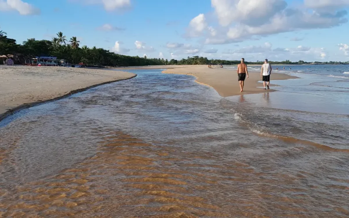 Praia de Taperapuã em Porto Seguro